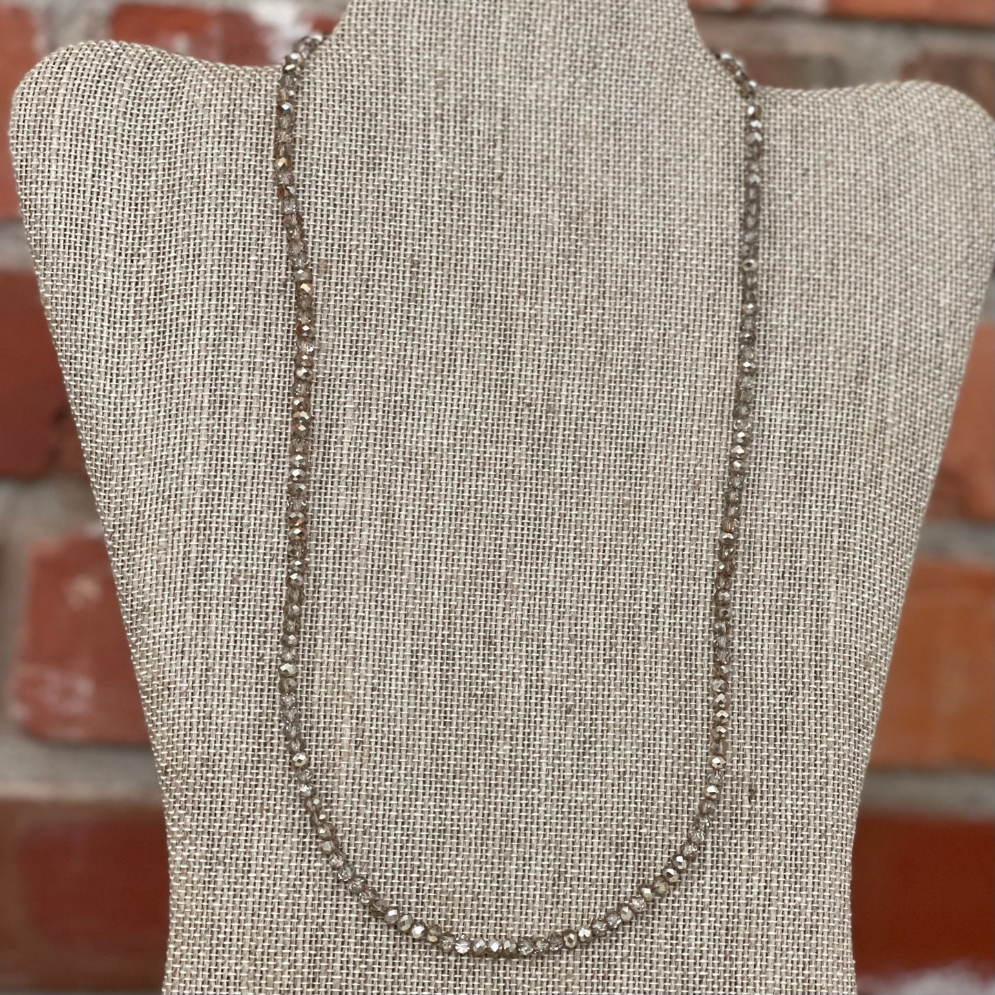 Short Beaded Layering Necklace